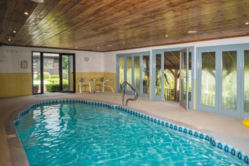 Blackthorn Is A Luxurious, Rural Retreat For Two. *