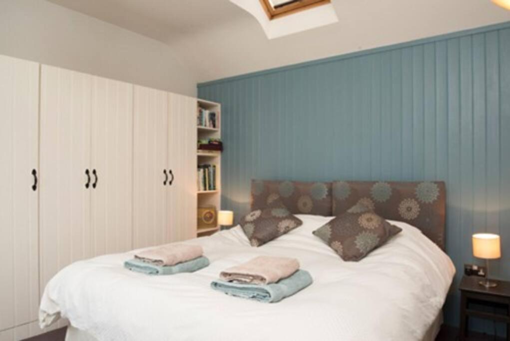 Blackthorn Is A Luxurious, Rural Retreat For Two. *